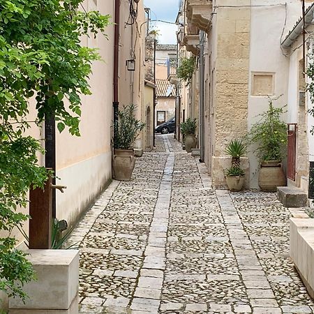 Antico Baglio Apartment Noto Bagian luar foto