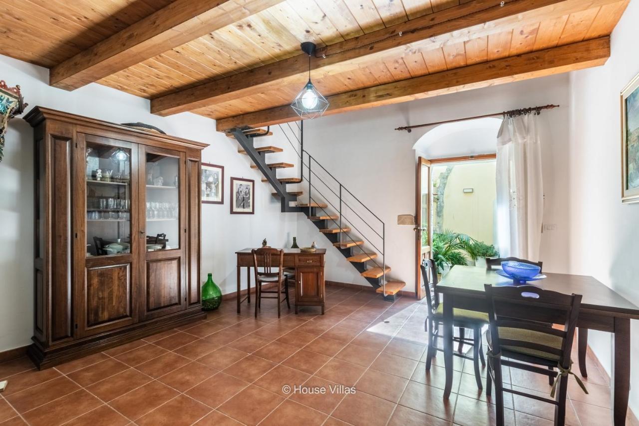 Antico Baglio Apartment Noto Bagian luar foto