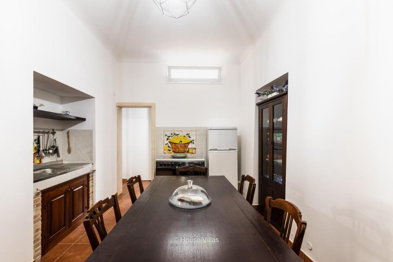 Antico Baglio Apartment Noto Bagian luar foto