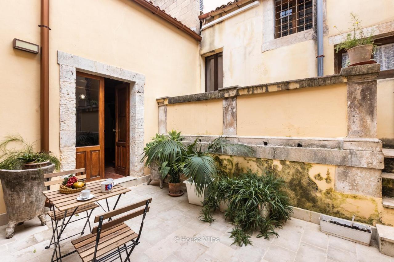 Antico Baglio Apartment Noto Bagian luar foto
