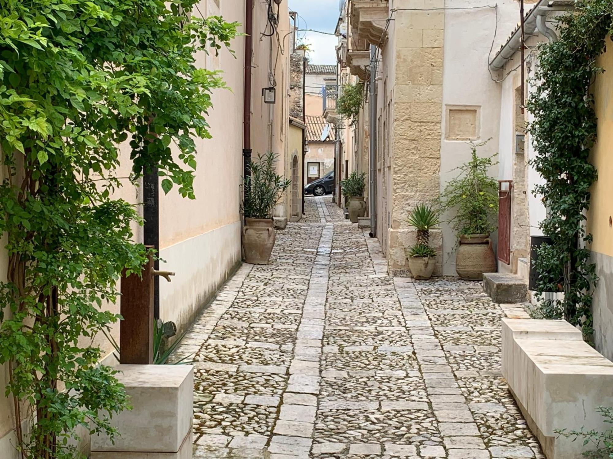 Antico Baglio Apartment Noto Bagian luar foto